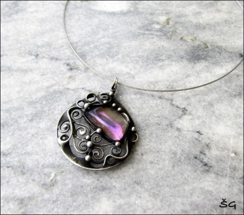 Náhrdelník- crystal soul šperk náhrdelník fialový čirý cínovaný hand made křišťál. ruční práce 
