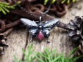Motýlek - Rubelit