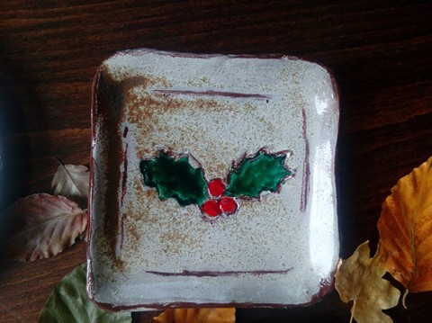 Vánoční cesmína tácek servírovací červená dekorace zelená vánoce vánoční keramický cukroví 