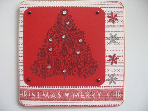 Přání - Vánoční strom v červené vánoční přání 
