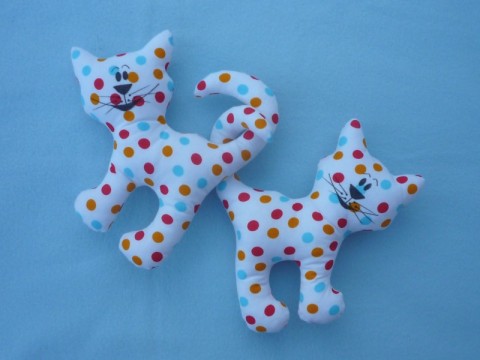 Kočička LENTILKA dárek bavlna kočka kočička hračka kočičí mazlík mazlíček textilní bavlněný číča látkový mazel látková hračka textilní hračka 