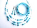 Světle modrý náhrdelník s náušnicem