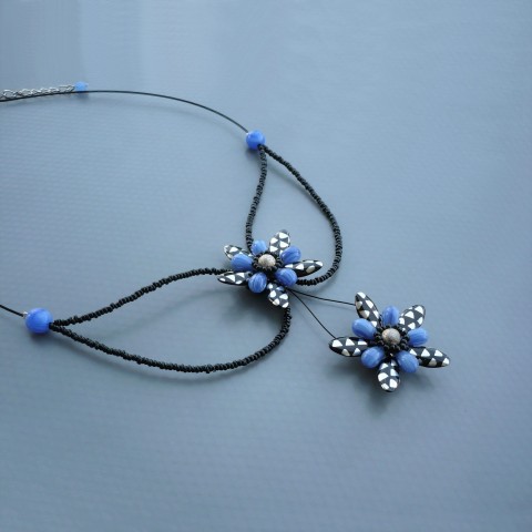 Zatančím si -modro-černý náhrdelník modrý radost květina modrá zahrada kytička nebe modré kytka obloha květinová květinový kvítí květinové pomněnka azurová poměnka azurové azurový 