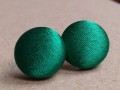 Tmavě zelené – buttonkové náušnice
