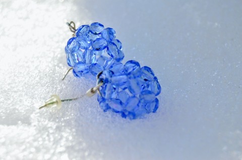 Modré kouličky sněhové - náušnice modrý korálky modrá kuličky modré průhledné broušené korálky 