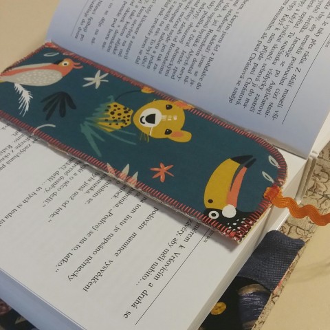 Záložka s džunglí textilní záložka do knížky s len 