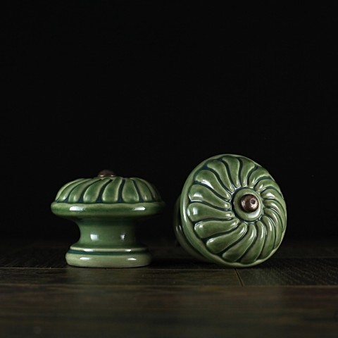 Úchyt / zelený - vzor č. 2 keramika keramické vintage keramický komoda starobylé nábytek rustikální starobylý úchyt knopek rustical rustikal knopka keramický úchyt šuflík 