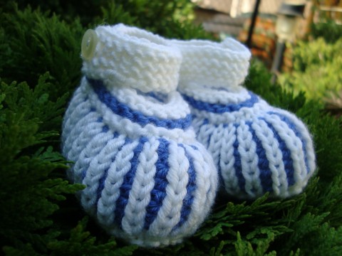 Pletené MERINO bačkůrky - modré modrá pletení bílá miminko vlna merino botičky bačkůrky chlapeček 