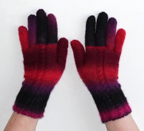 Rukavice pletené Carmen červená barevné fialová černá pestré rukavice rukavičky carmen prstové ivka 