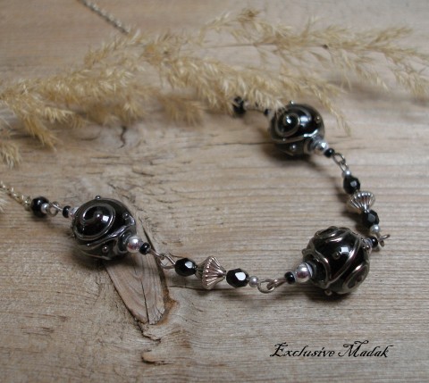 Black ...... náhrdelník s vinutkami černá vinutky řetízek stříbrná originál skleněné black 