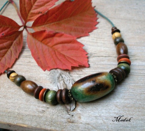 Kolekce Flowering wood LXXXVI. dřevěné náhrdelník originální zelená hnědá dámský barevný veselý podzimní petrol 