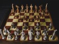 Klečící šachové figury - patinované