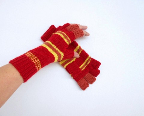 Rukavice bezprsťáky červené červená originální pletené sportovní podzimní originál návleky rukavice dámské bezprsťáky bezprstové červené zimní 