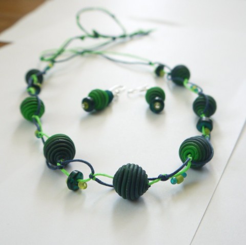 Zelené skotačení-souprava náhrdelník-náušnice-souprava-mod 
