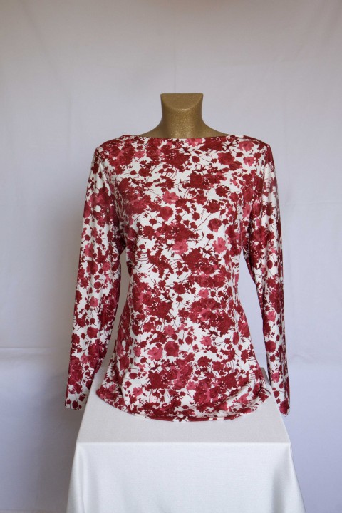 Tunika/tričko -drobné červené květy tunika halenka list listy květ větvička šitá tričko rozkvetlá větev 