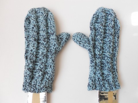 Ručně pletené palčáky s merinem modrá pletené černá akryl vlna rukavice merino 