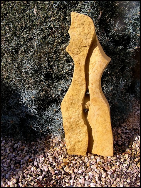 SOCHA Z PÍSKOVCE  - *SOUŽITÍ* plastika socha skulptura zahradní socha socha z pískovce exteriérová socha socha do zahrady. sochy z pískovce 