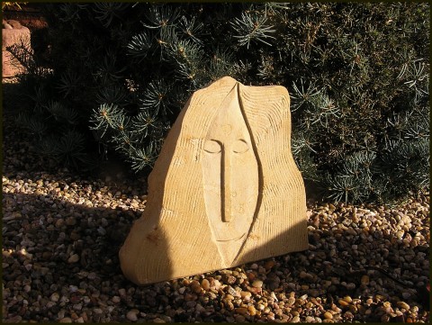 SOCHA Z PÍSKOVCE  - *PETRA* plastika socha sochy skulptura zahradní socha socha z pískovce socha do zahrady. sochy z pískovce exteriérová socha z kamene 