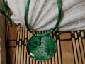 kulatý náhrdelník zelený motýlek