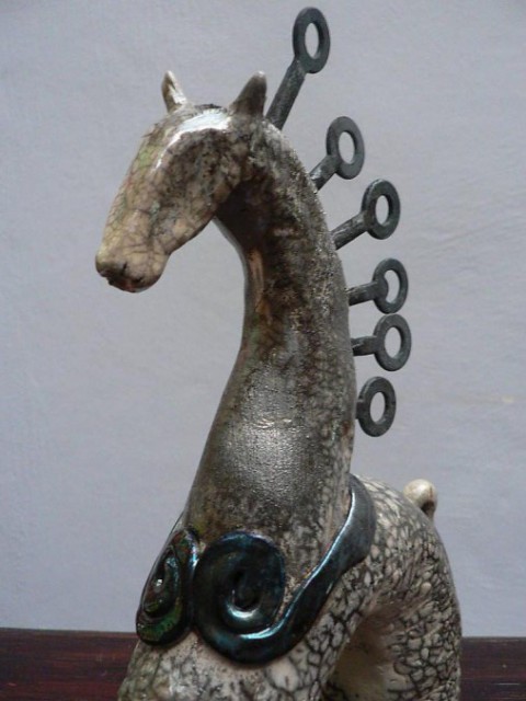 Keramika raku, Kůň objekt sperkyjoha kachel 