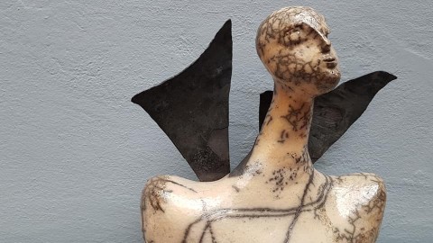 Keramika RAKU. Anděl objekt sperkyjoha kachel 