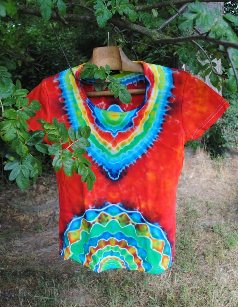 Tričko L - Ohnivý dotek slunce voda moře batika léto slunce mandala hippies hippie 