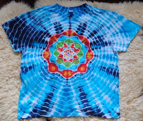 Tričko XXL- Květ v rozbouřeném moři moře top květ léto tričko mandala lotos hippie batikovaný 