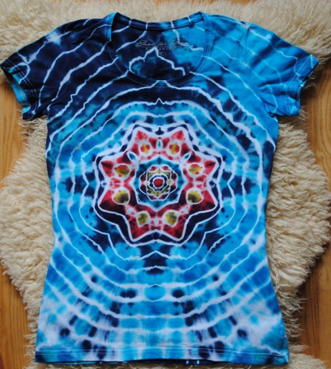 Batikované tričko S/M - Květ v moři voda moře top květ tričko mandala lotos hippie tropy batikovaný léto moře 