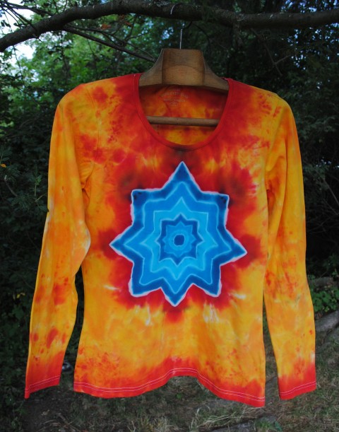 Batik. tričko M/L - V jiné galaxii moře oranžová hvězda léto mandala hippie batikované bohémské 