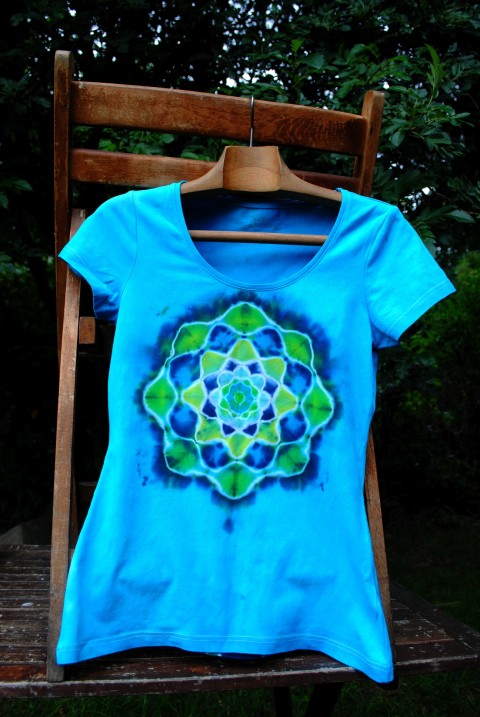 Batik. tričko v.38-Mořské tajemství moře modrá léto mandala hippie batikované bohémské 