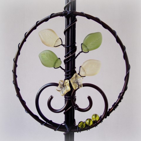 Rozkvetlý stojánek - rezervace stojánek šperkovnice šperkovník stojan 