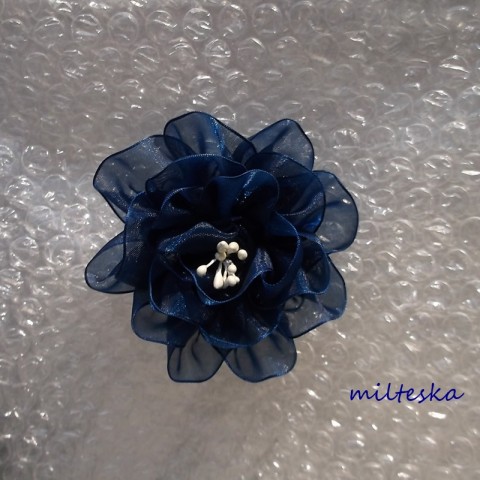 temná noc/brož brož sponka doplněk vlasy modrá růže barevná květ moda čelenka organza brožka šitá šifon kvítek textilní lepená 