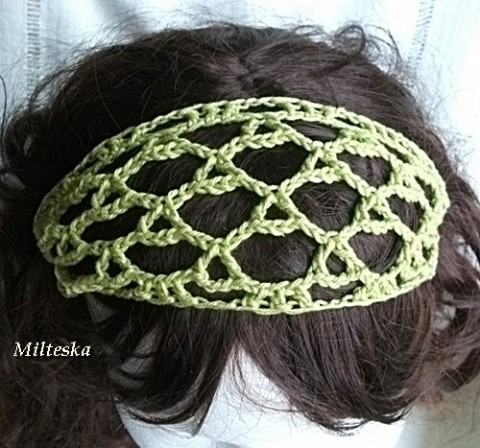 čelenka-zelená doplněk zelená vlasy háčkovaná barevná moda čelenka khaki čelenka do vlasů 