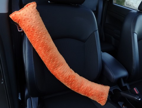 polštářek cestovní oranžový děti auto spaní dětský polštář cestovní mazlíček dovolená 