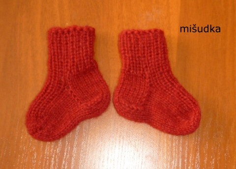 dětské ponožky 118 - délka 11-12cm červené dětské ponožky nohy příjemné 