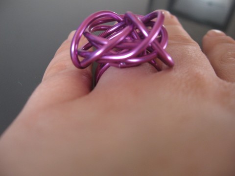 Fialkový prsten prsten barevný slušivý 