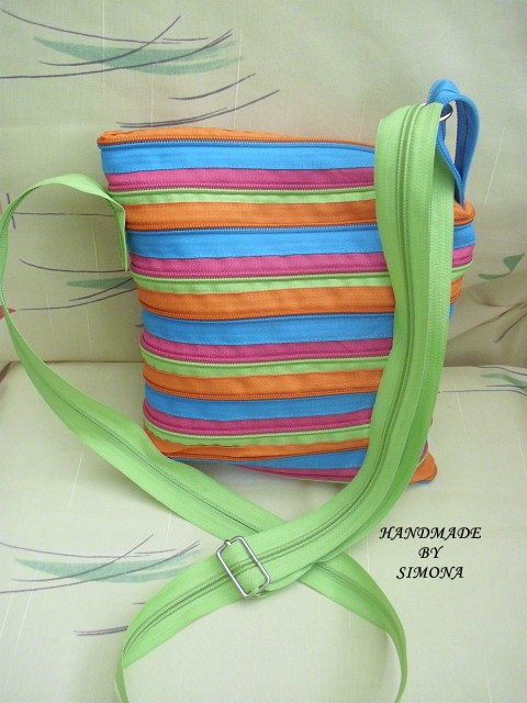 Veselé barvičky kabelka zelená taška oranžová barevné kiwi tyrkys zip malinová ziovka 