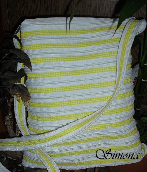 Zipovka-bílá se žlutými čtverečky kabelka taška bílá žlutá zip zipovka 
