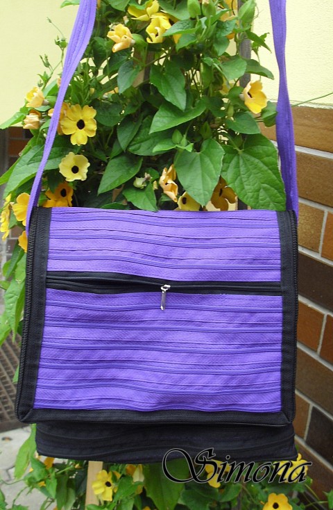 Zipovka s klopou-fialová kabelka taška fialová černá zip klopa zipovka 