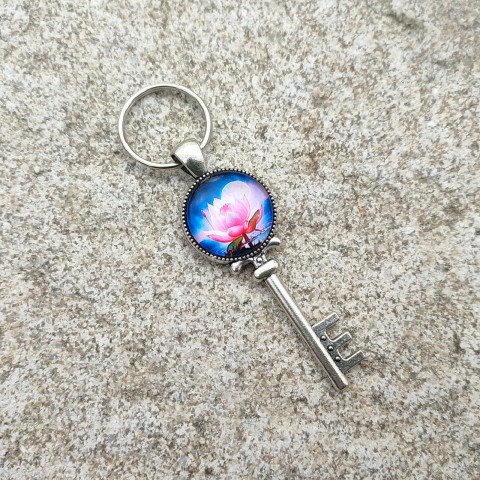 Přívěsek klíč s lotosem #7 přívěsek dárek květina modrá růžová klíče klíč klíčenka květ ozdoba kytička klíček kytka drobnost pozornost vodní lotos na kabelku na klíče lotosový key 