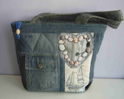 Džíny a bavlna - kabelka kabelka srdce dárek modrá bavlna šedá autorská originál plachetnice pevná jediná neopakovatelná patchwork-quilting džínová kapsy 