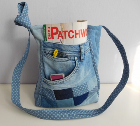 Džínová kabelka - crosbody kabelka originální modrá autorská kapsy džínová jediná crosbody patchwork - quilting 