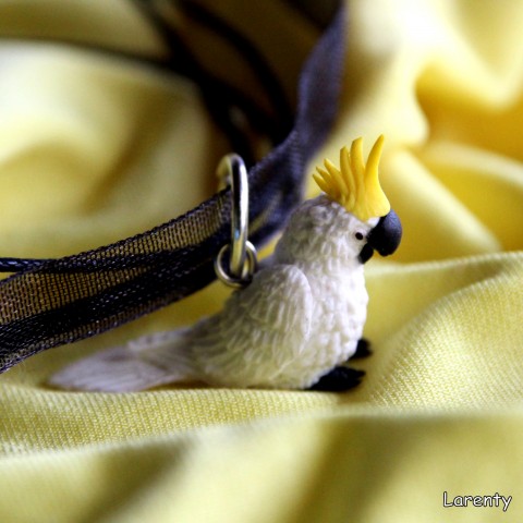 Kakadu přívěsek klec pták ptáček papoušek mluvící pěří 