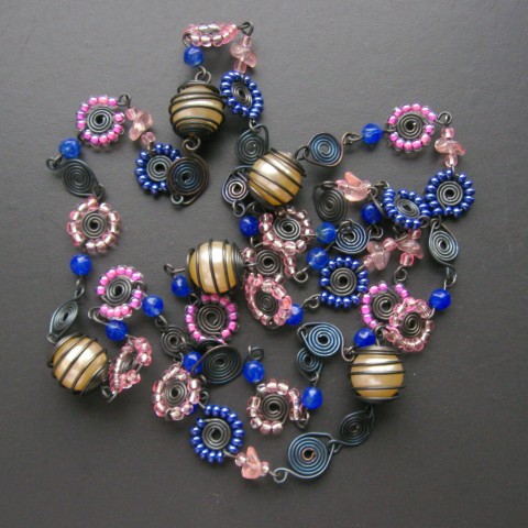 Dlouhý kytičkový modrý a růžový elegantní sada spirála výrazný autorský výrazné jedinečný komplet handmade jedinečné 