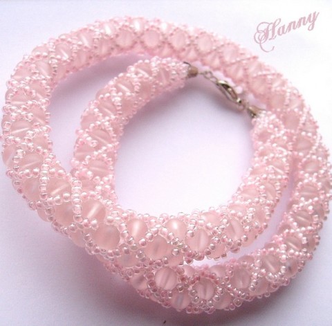 Náhrdelník Sweet and Sugar náhrdelník kuličky romantika romantické šitý růžový luxusní dutinka hannybeads sladké craft 