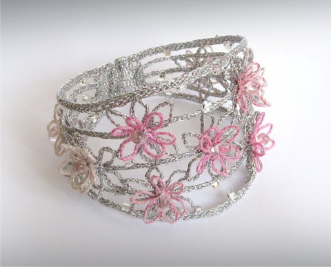 Náramek Karin šperk náramek originální růžová krajka stříbrná paličkovaná slavnostní 