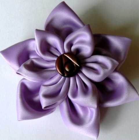 Květina - fialová runa brož šperk spona radost doplněk květina ozdoba čelenka kytička kanzaši leknin 