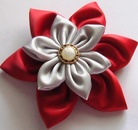 Květina - Marseillesa brož šperk spona radost doplněk květina ozdoba čelenka kytička kanzaši leknin 