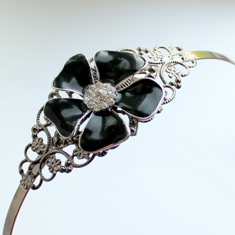 Black flower - čelenka šperk originální dárek dámský čelenka lístky květinky kvítek filigrán kvetinka mosazná exkluzivní exclusivní čelenka do vlasů lusxusní ecxcelentní 