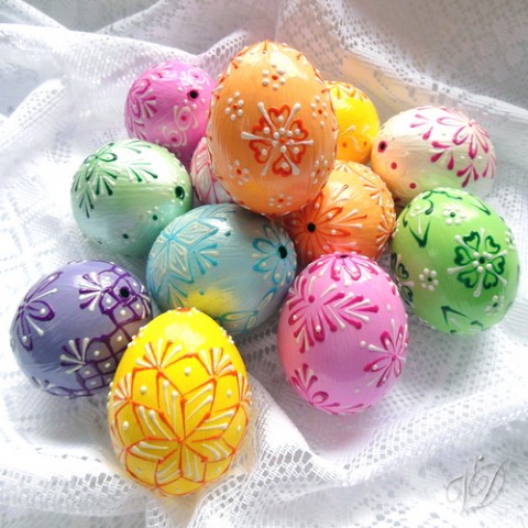 Kraslice Velikonoční vajíčka ručně malované ruční barevné jarní vosk přírodní jaro krásná krásné velikonoce malovaná voskové lakovaná vajíčka velikonoční barvené vejce kraslice vajíčko reliéf voskovaná lak barvená pomlázka nádnerná egg easter paint easter egg 
